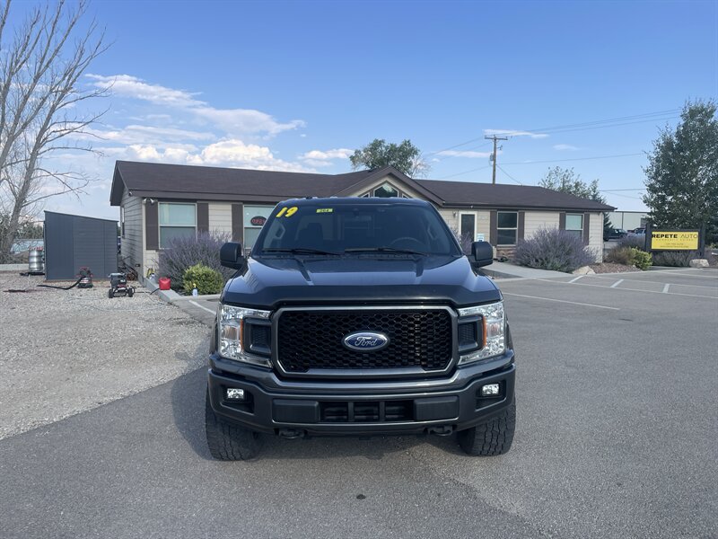 2019 Ford F-150 photo 7