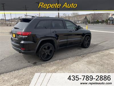 2018 Jeep Grand Cherokee Laredo   - Photo 4 - Vernal, UT 84078