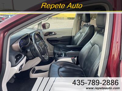 2018 Chrysler Pacifica Touring L   - Photo 7 - Vernal, UT 84078