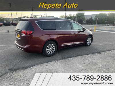 2018 Chrysler Pacifica Touring L   - Photo 4 - Vernal, UT 84078