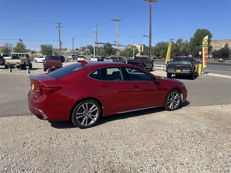2020 Acura TLX photo 4