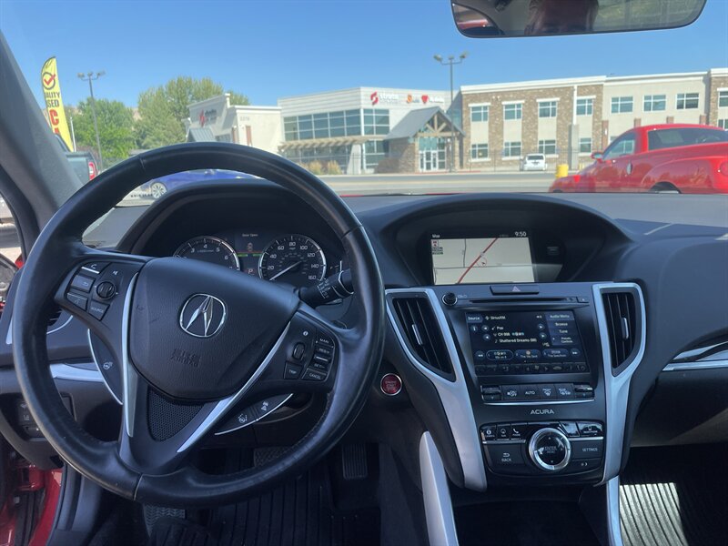 2020 Acura TLX photo 11