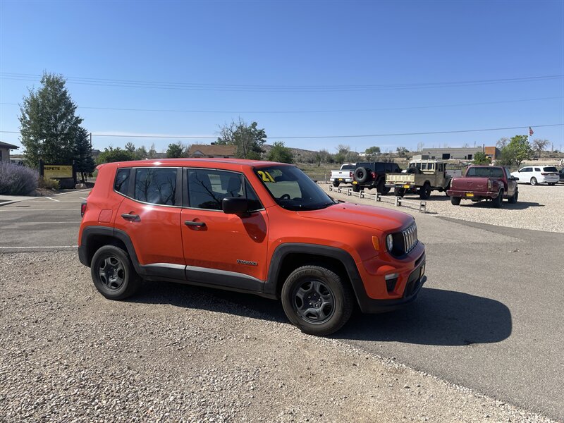 2021 Jeep Renegade photo 5