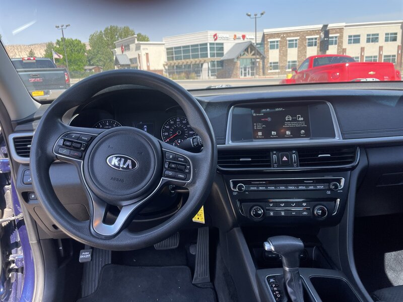 2018 Kia Optima photo 9