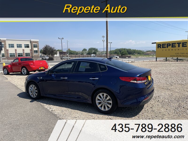 2018 Kia Optima photo 2