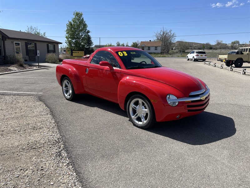2003 Chevrolet SSR photo 5