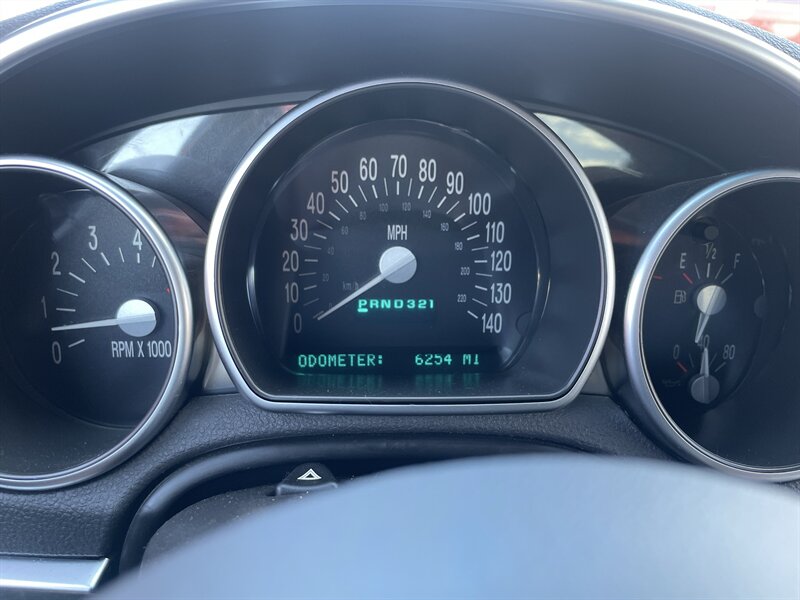 2003 Chevrolet SSR photo 8