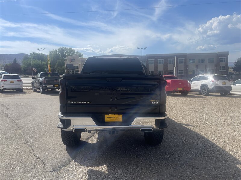 2019 Chevrolet Silverado 1500 photo 3
