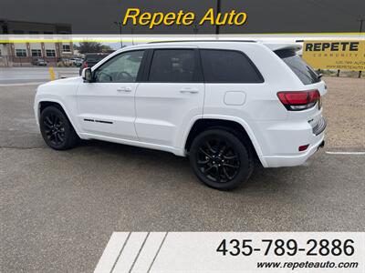 2021 Jeep Grand Cherokee Laredo X   - Photo 2 - Vernal, UT 84078