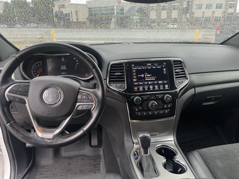 2021 Jeep Grand Cherokee photo 9
