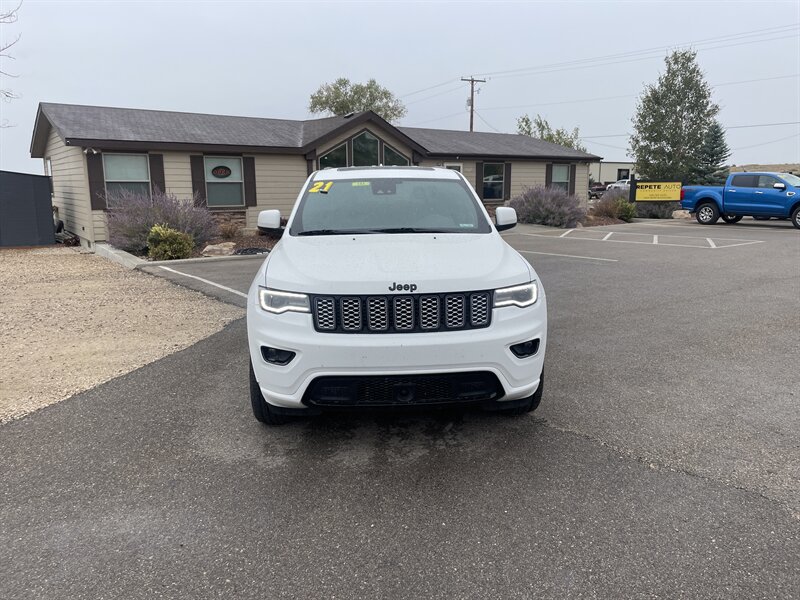 2021 Jeep Grand Cherokee photo 6