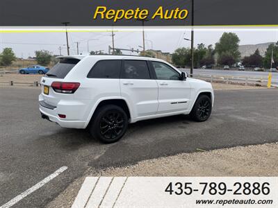2021 Jeep Grand Cherokee Laredo X   - Photo 4 - Vernal, UT 84078