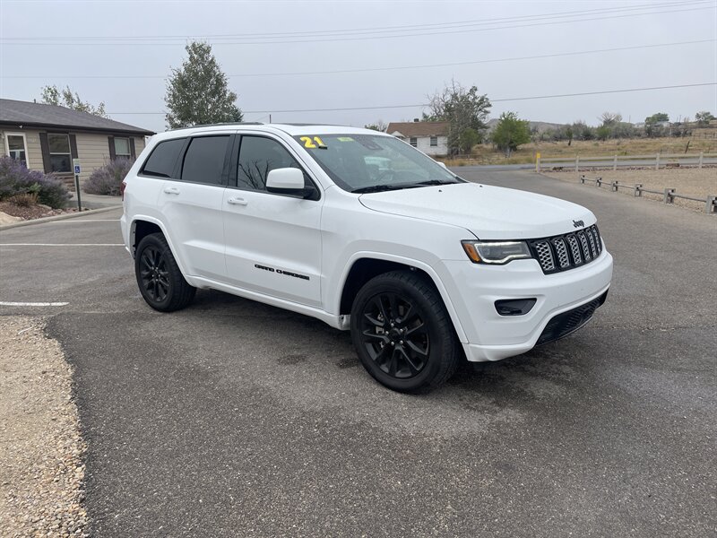 2021 Jeep Grand Cherokee photo 5