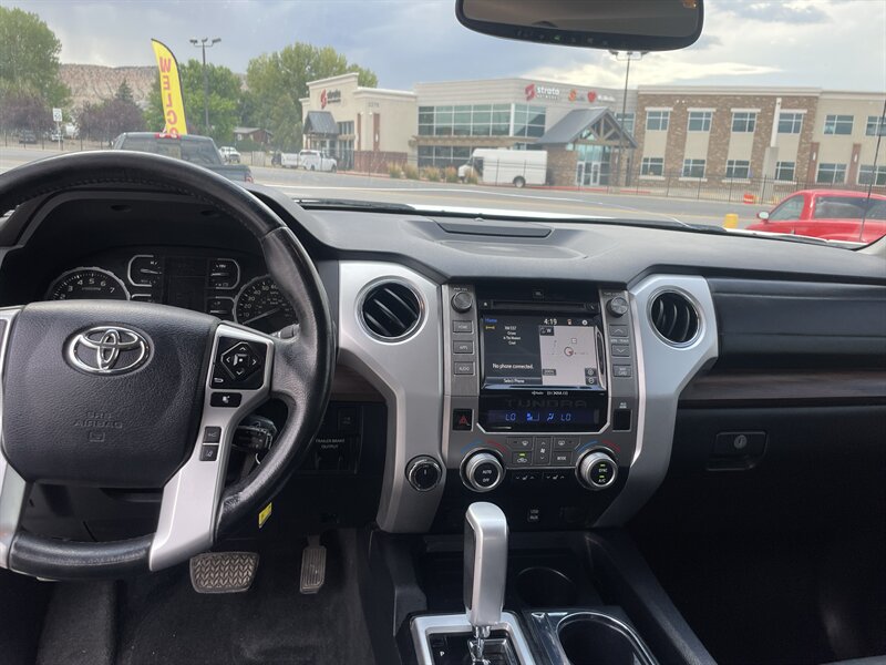 2019 Toyota Tundra photo 9