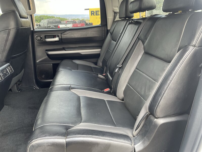 2019 Toyota Tundra photo 8