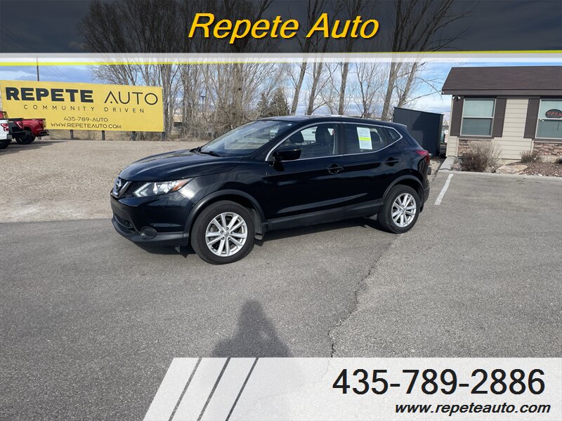 2017 Nissan Rogue Sport S   - Photo 1 - Vernal, UT 84078