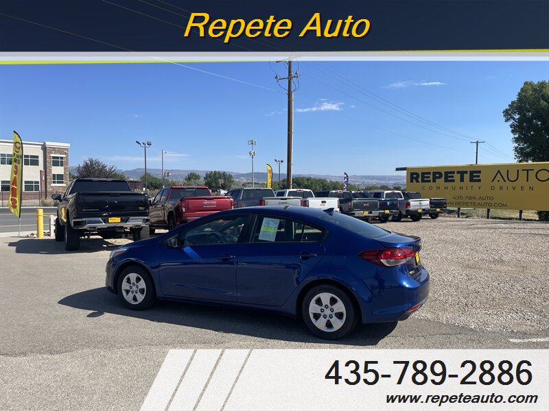 2018 Kia Forte photo 2