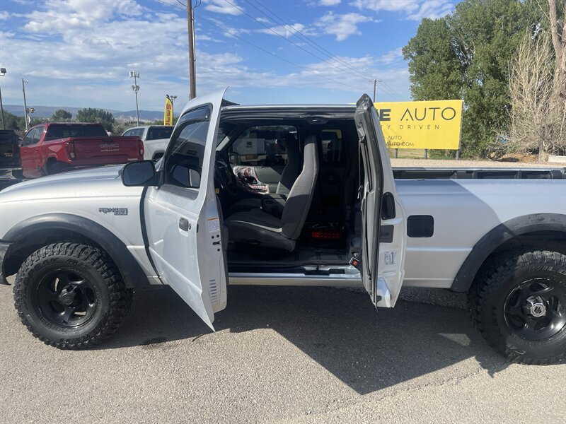 2001 Ford Ranger photo 8