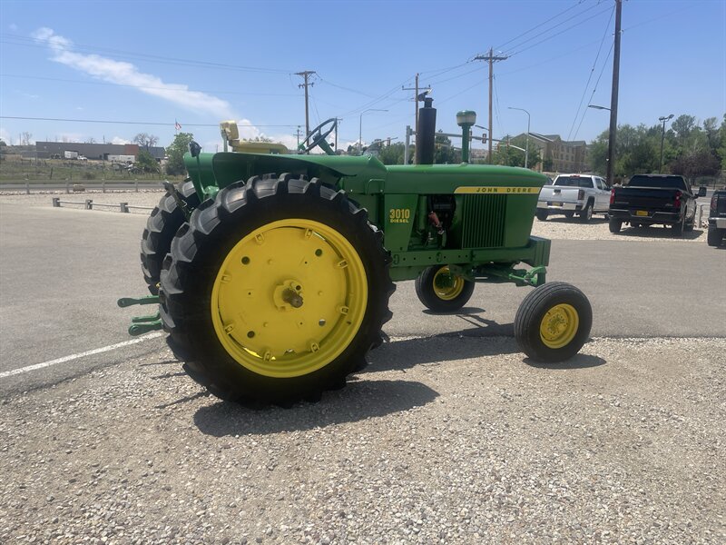 1964 John Deere 3010 photo 4