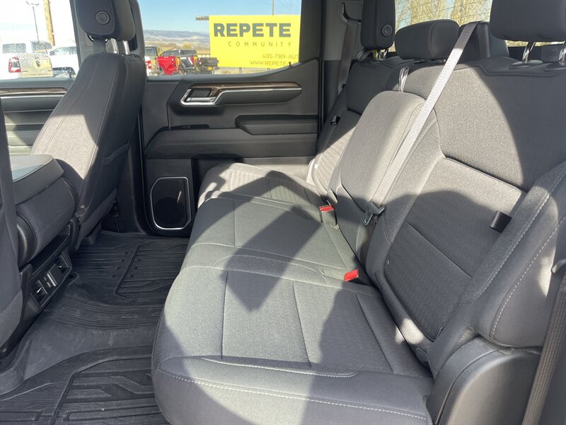 2024 GMC Sierra 1500 photo 8