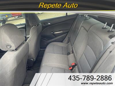 2019 Chevrolet Cruze LT   - Photo 8 - Vernal, UT 84078