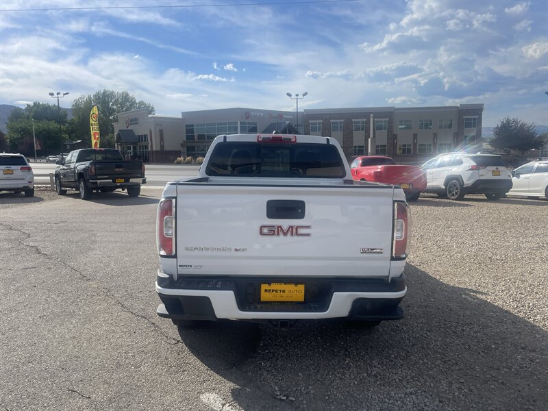 2018 GMC Canyon photo 3