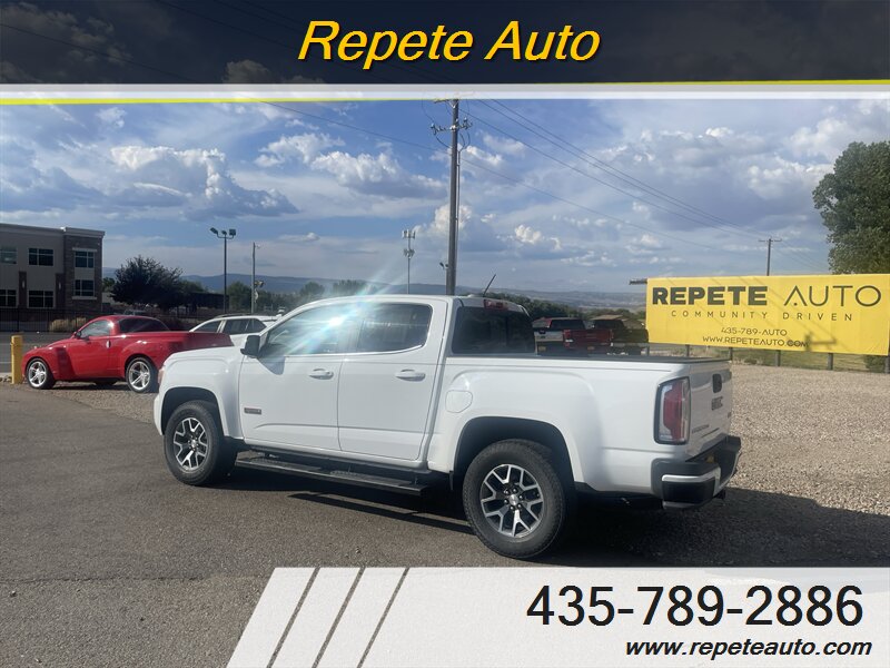 2018 GMC Canyon photo 2