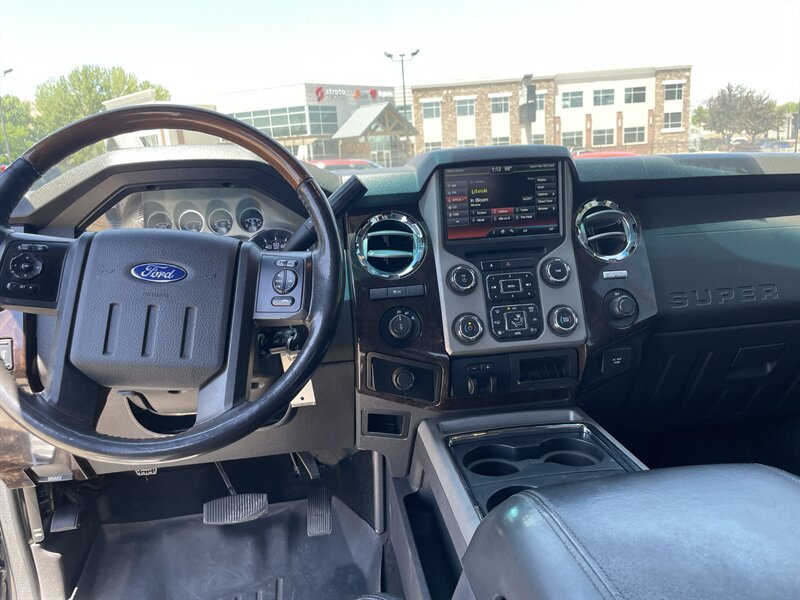 2014 Ford F-350 Super Duty photo 9