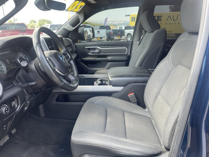 2020 RAM 1500 photo 7