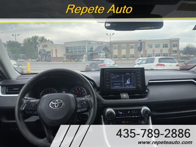 2019 Toyota RAV4 LE   - Photo 10 - Vernal, UT 84078