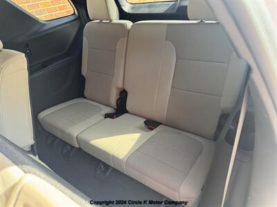 2022 Chevrolet Traverse LS   - Photo 13 - Valentine, NE 69201