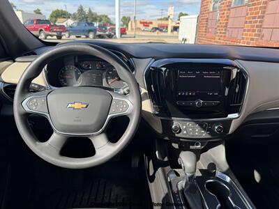 2022 Chevrolet Traverse LS   - Photo 8 - Valentine, NE 69201