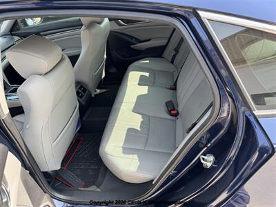 2020 Honda Accord Touring   - Photo 16 - Valentine, NE 69201