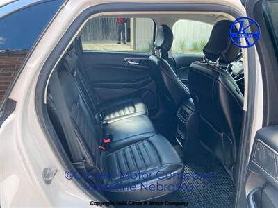 2017 Ford Edge SEL   - Photo 12 - Valentine, NE 69201