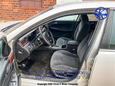 2008 Chevrolet Impala LT   - Photo 8 - Valentine, NE 69201