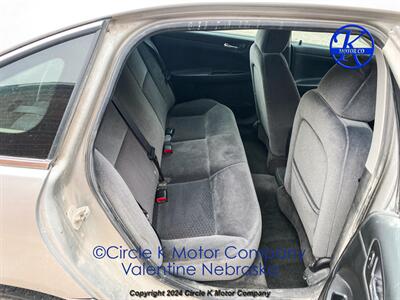 2008 Chevrolet Impala LT   - Photo 12 - Valentine, NE 69201