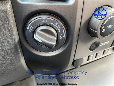 2006 Nissan Titan SE   - Photo 27 - Valentine, NE 69201