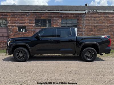 2023 Toyota Tundra SR5   - Photo 2 - Valentine, NE 69201