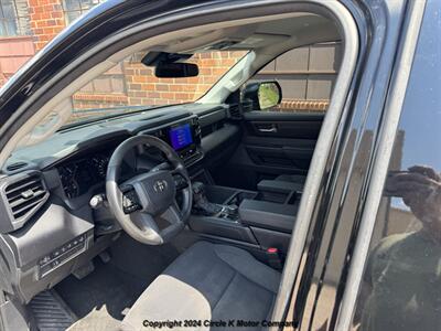2023 Toyota Tundra SR5   - Photo 8 - Valentine, NE 69201