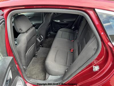 2018 Chevrolet Malibu LT - Photo 14 - Valentine, NE 69201