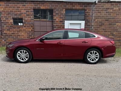 2018 Chevrolet Malibu LT - Photo 2 - Valentine, NE 69201