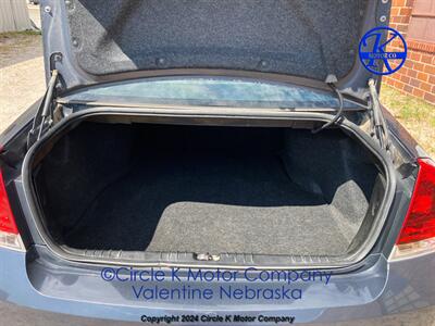 2008 Chevrolet Impala LT   - Photo 10 - Valentine, NE 69201