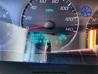 2008 Chevrolet Impala LT   - Photo 19 - Valentine, NE 69201