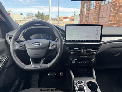 2024 Ford Escape ST-Line   - Photo 9 - Valentine, NE 69201