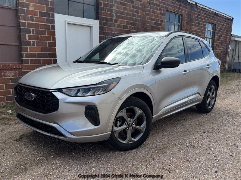 2024 Ford Escape ST-Line  