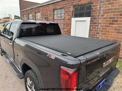 2023 GMC Sierra 1500 SLT - Photo 16 - Valentine, NE 69201