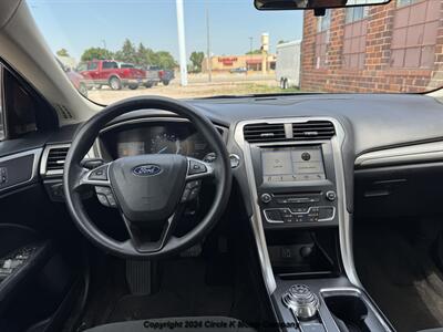 2018 Ford Fusion SE - Photo 9 - Valentine, NE 69201