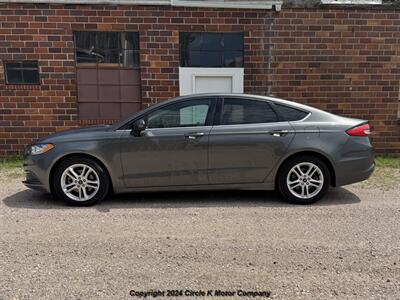 2018 Ford Fusion SE - Photo 2 - Valentine, NE 69201