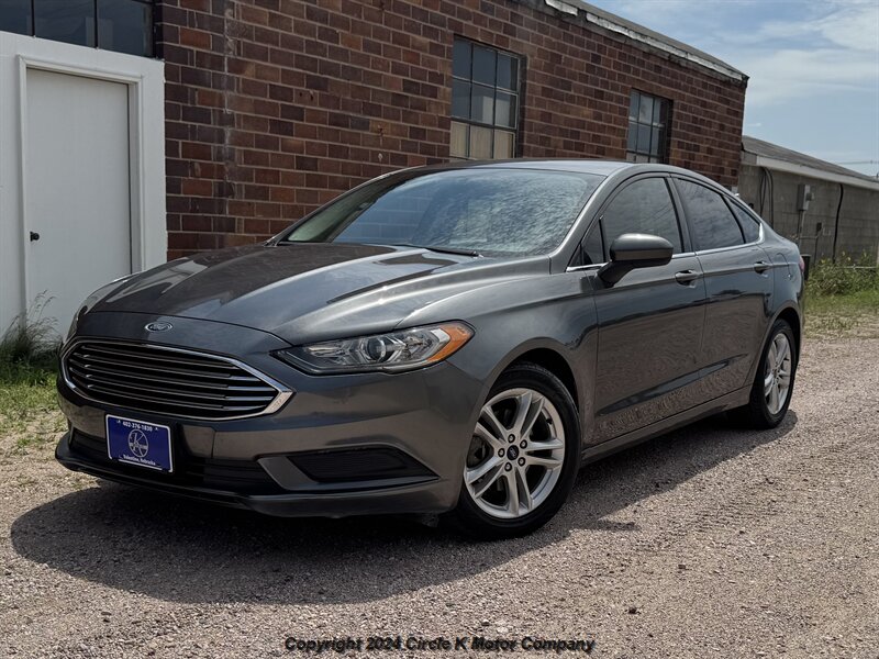 2018 Ford Fusion SE  