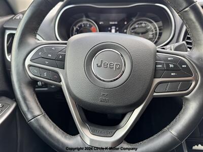 2019 Jeep Cherokee Limited   - Photo 10 - Valentine, NE 69201